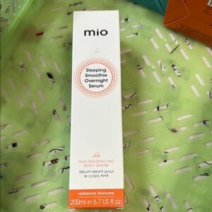 Sleeping Smoothie Overnight Serum - BNWB